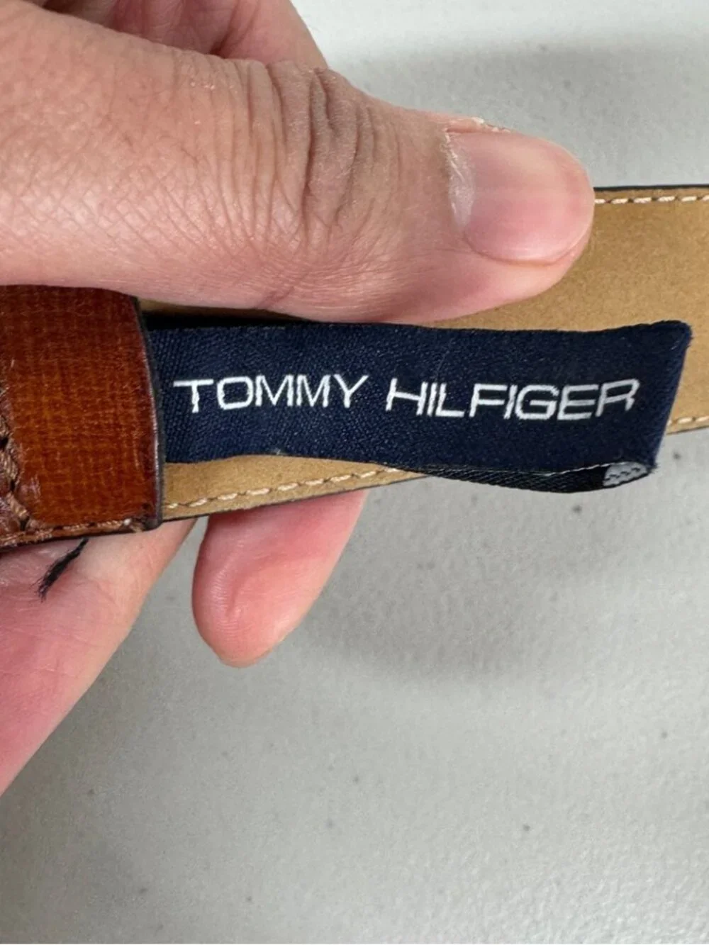 Tommy Hilfiger Leather Belt Brown Classic Silver Buckle Size 40
